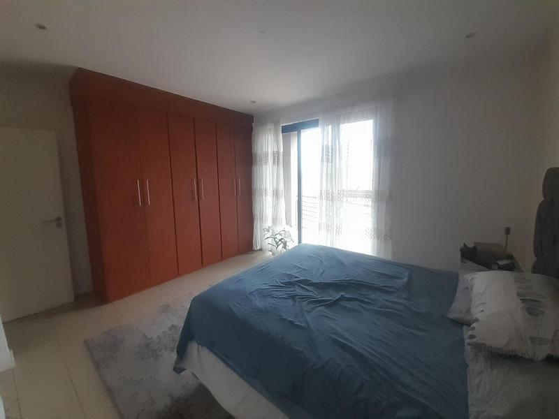 2 Bedroom Property for Sale in Rooihuiskraal North Gauteng