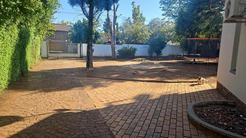4 Bedroom Property for Sale in Wierda Park Gauteng