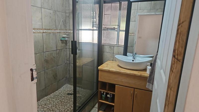 4 Bedroom Property for Sale in Wierda Park Gauteng