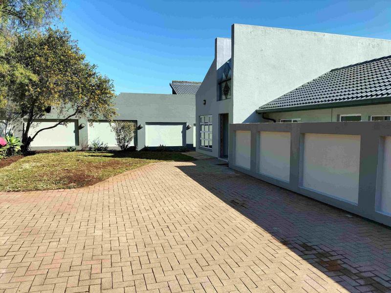 5 Bedroom Property for Sale in Wierda Park Gauteng