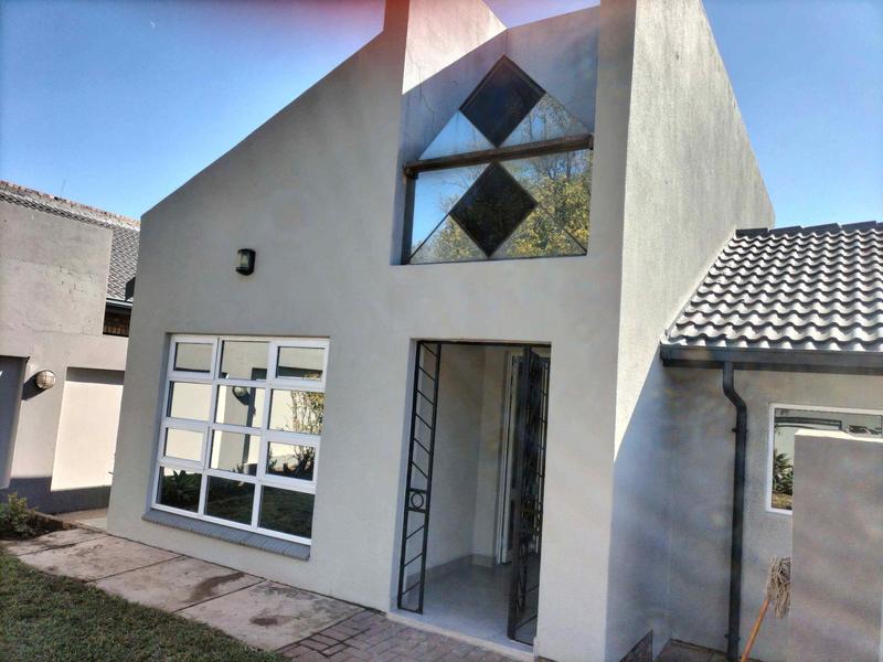 5 Bedroom Property for Sale in Wierda Park Gauteng