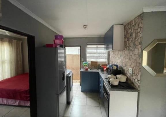 4 Bedroom Property for Sale in Lotus Gardens Gauteng