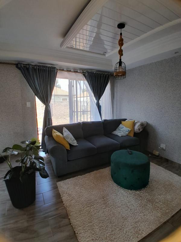 4 Bedroom Property for Sale in Pretoria North Gauteng