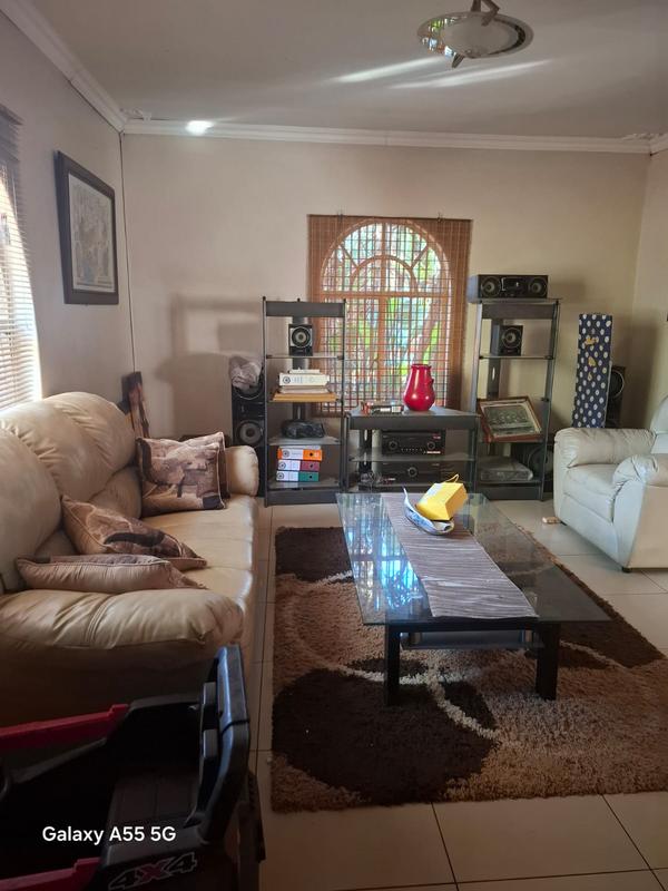 3 Bedroom Property for Sale in Pretoria North Gauteng