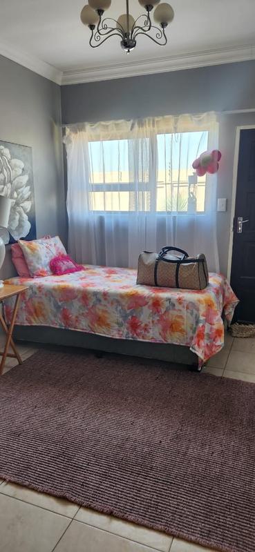 4 Bedroom Property for Sale in Raslouw Manor Gauteng