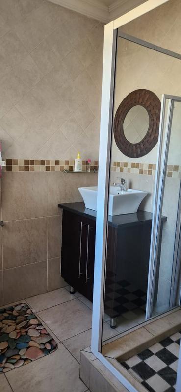 4 Bedroom Property for Sale in Raslouw Manor Gauteng