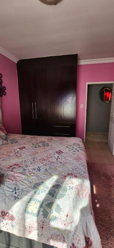 4 Bedroom Property for Sale in Raslouw Manor Gauteng