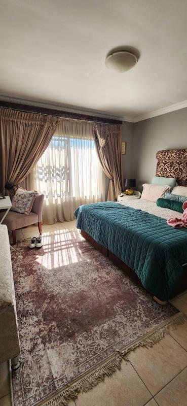 4 Bedroom Property for Sale in Raslouw Manor Gauteng