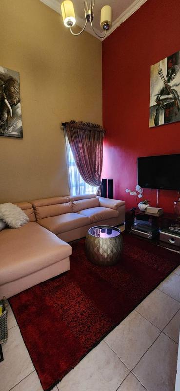 4 Bedroom Property for Sale in Raslouw Manor Gauteng