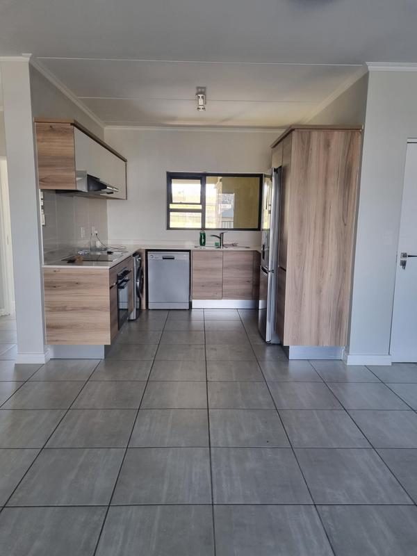 2 Bedroom Property for Sale in Waterfall Gauteng