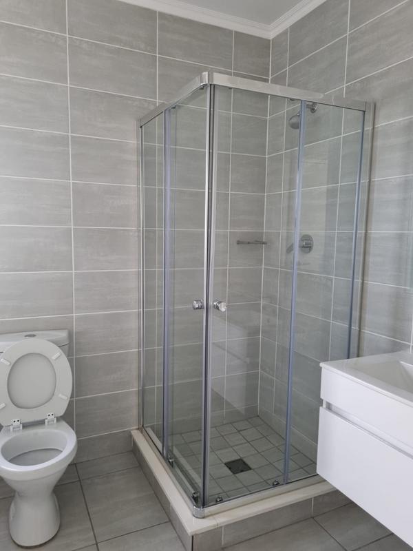2 Bedroom Property for Sale in Waterfall Gauteng
