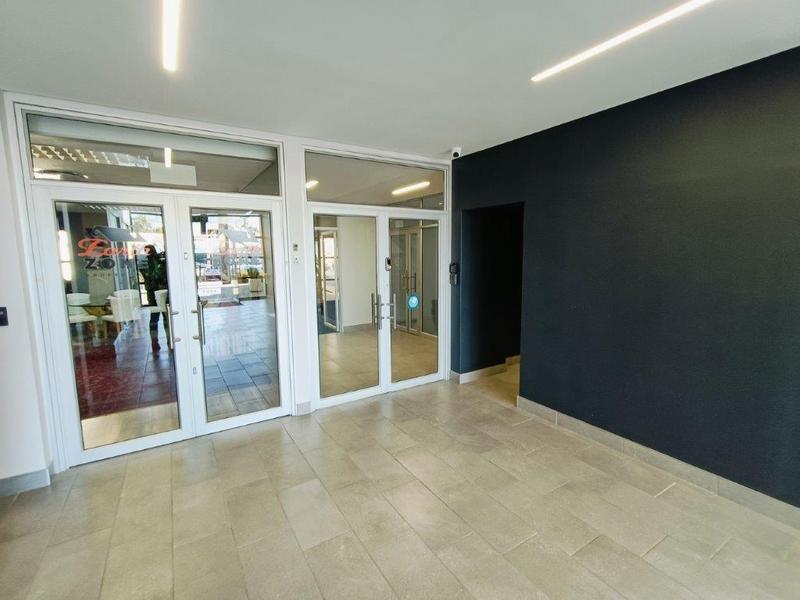 To Let commercial Property for Rent in Strubensvallei Gauteng
