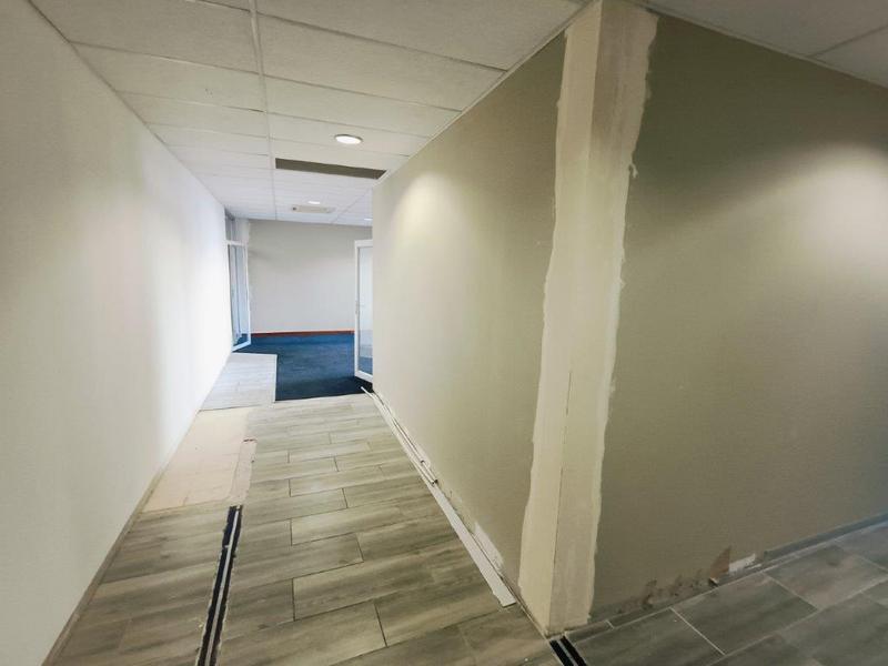 To Let commercial Property for Rent in Strubensvallei Gauteng