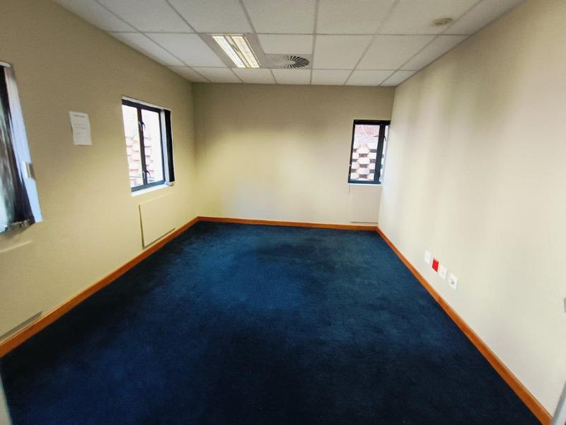 To Let commercial Property for Rent in Strubensvallei Gauteng