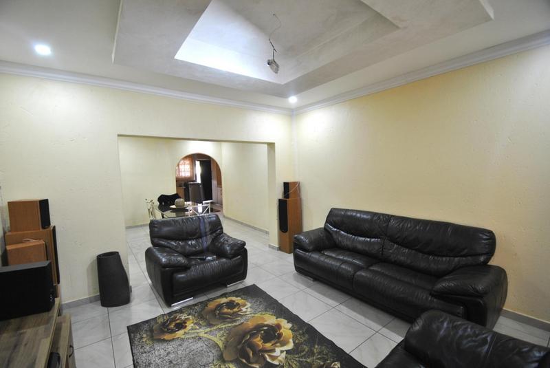 4 Bedroom Property for Sale in Dawn Park Gauteng