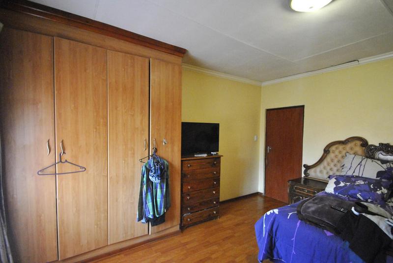 4 Bedroom Property for Sale in Dawn Park Gauteng