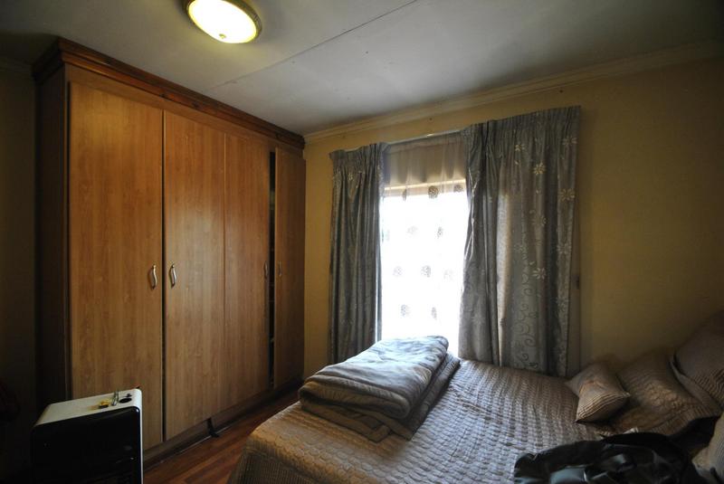 4 Bedroom Property for Sale in Dawn Park Gauteng