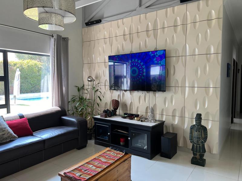 To Let 3 Bedroom Property for Rent in Midstream Estate Gauteng