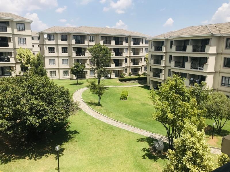 2 Bedroom Property for Sale in Noordwyk Gauteng