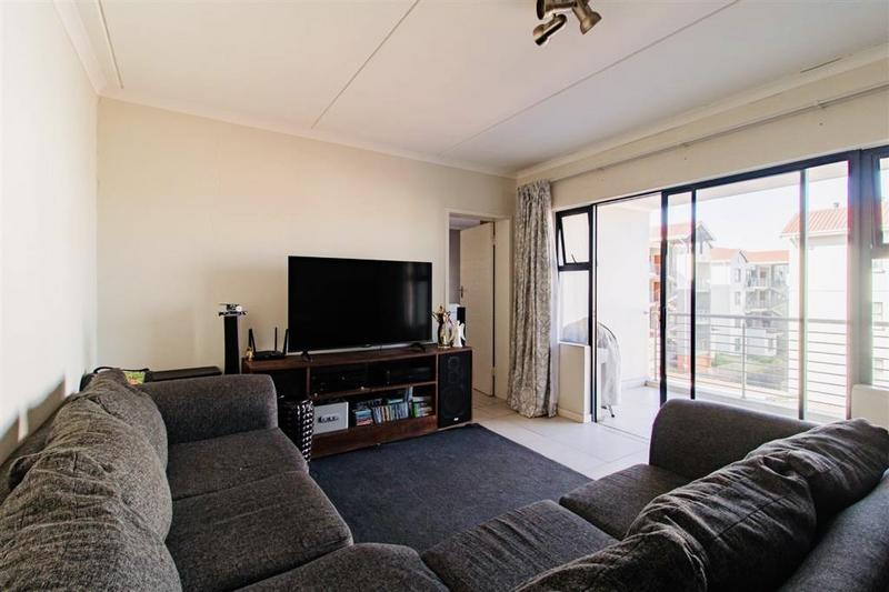1 Bedroom Property for Sale in Edenvale Gauteng