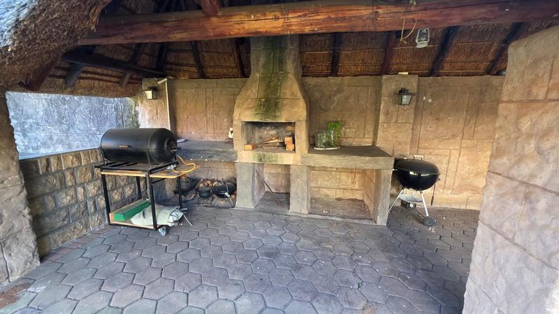 5 Bedroom Property for Sale in Doornpoort Gauteng