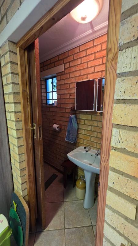 5 Bedroom Property for Sale in Doornpoort Gauteng