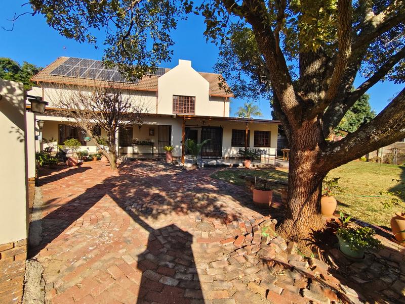5 Bedroom Property for Sale in Doornpoort Gauteng