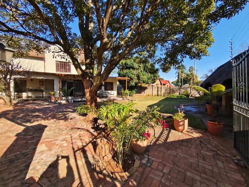 5 Bedroom Property for Sale in Doornpoort Gauteng