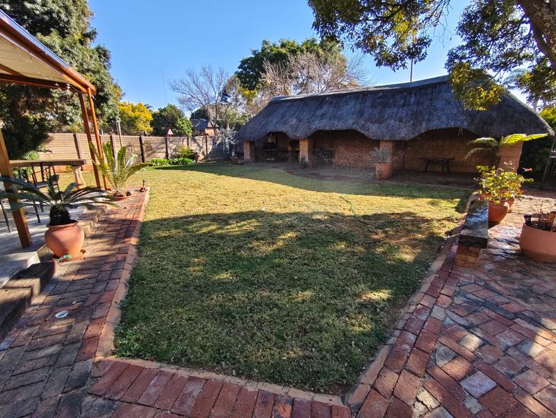 5 Bedroom Property for Sale in Doornpoort Gauteng