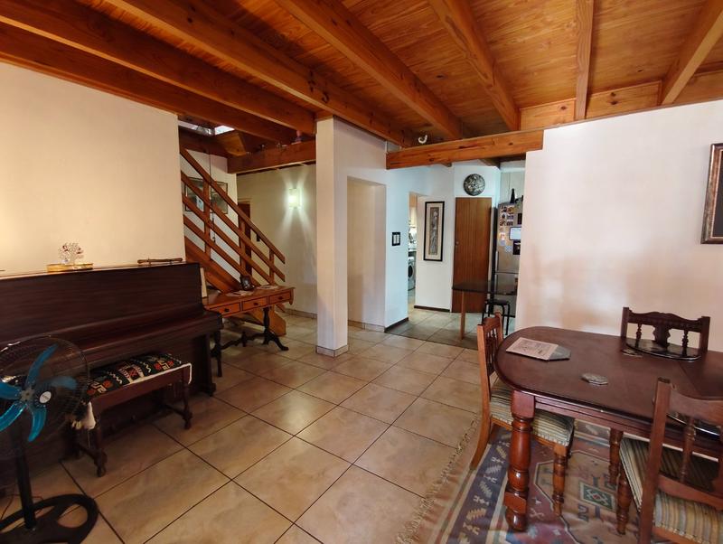 5 Bedroom Property for Sale in Doornpoort Gauteng