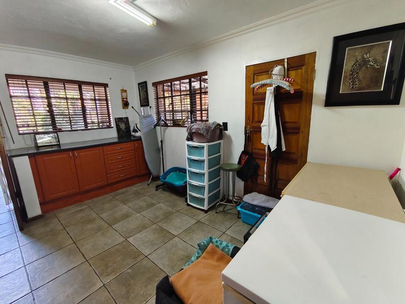 5 Bedroom Property for Sale in Doornpoort Gauteng