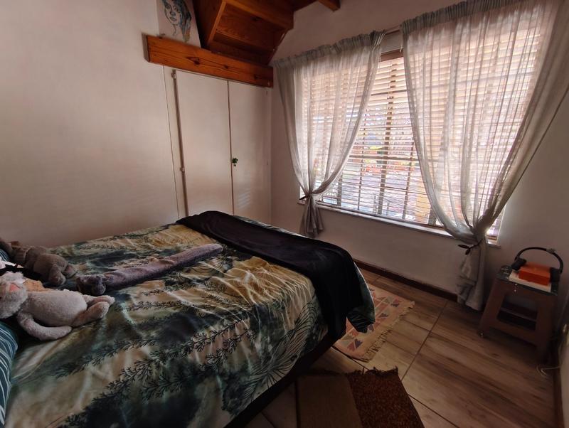 5 Bedroom Property for Sale in Doornpoort Gauteng