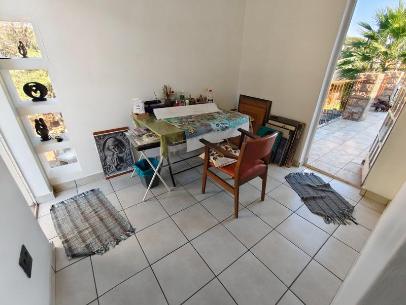 5 Bedroom Property for Sale in Doornpoort Gauteng