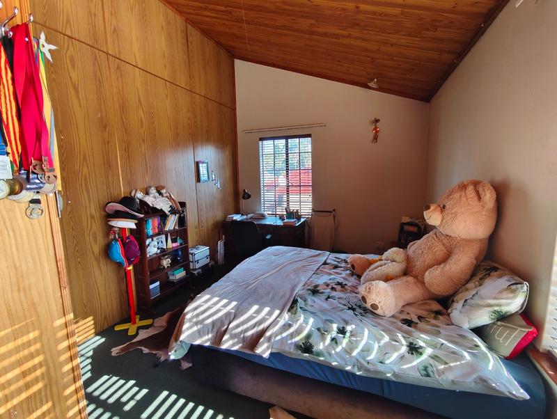 5 Bedroom Property for Sale in Doornpoort Gauteng