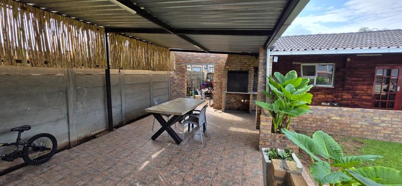 5 Bedroom Property for Sale in Florentia Gauteng