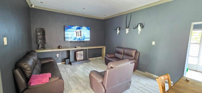5 Bedroom Property for Sale in Florentia Gauteng