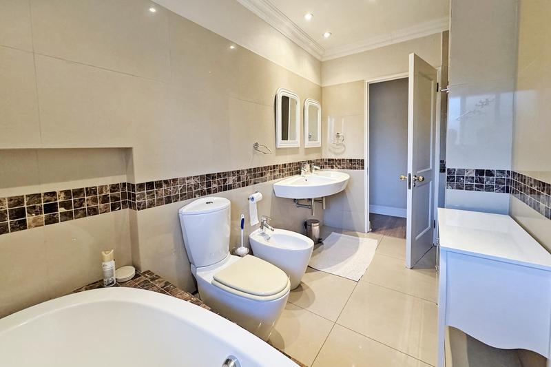 3 Bedroom Property for Sale in Sandown Gauteng