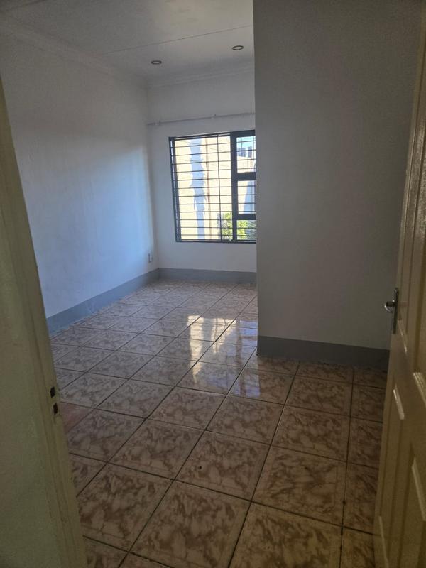 To Let 3 Bedroom Property for Rent in Erasmia Gauteng