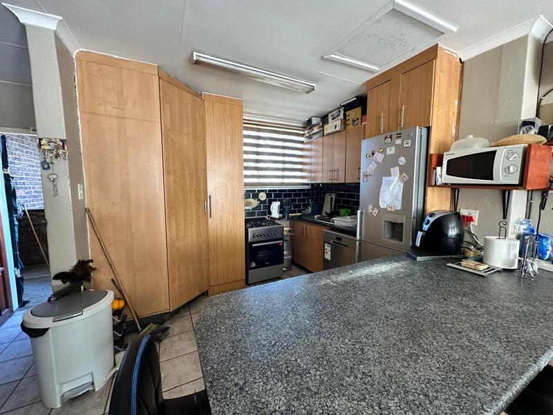 To Let 2 Bedroom Property for Rent in Laudium Gauteng