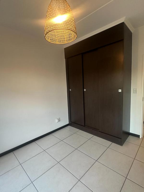 To Let 2 Bedroom Property for Rent in Greenstone Hill Gauteng