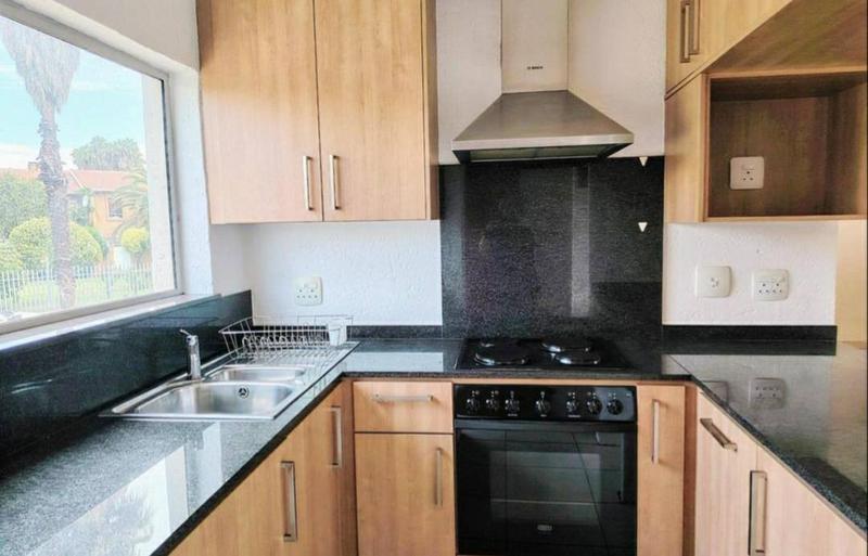 1 Bedroom Property for Sale in Bedford Gardens Gauteng