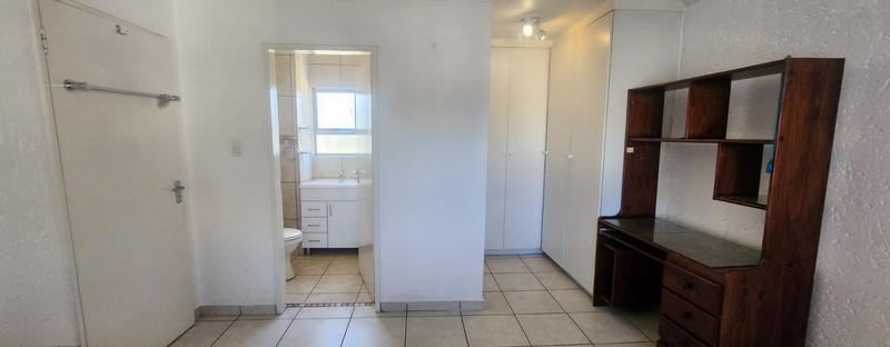 1 Bedroom Property for Sale in Bedford Gardens Gauteng