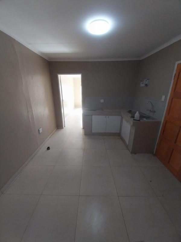 To Let 1 Bedroom Property for Rent in Laudium Gauteng