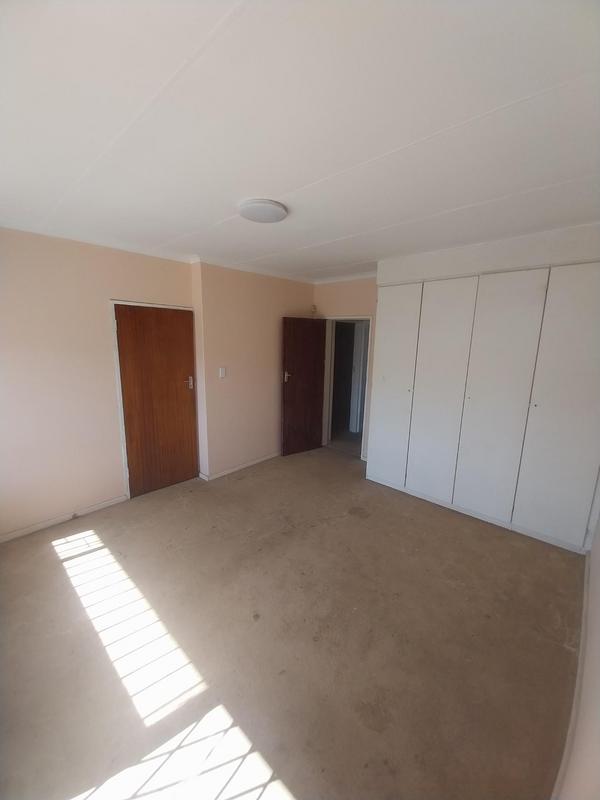 To Let 2 Bedroom Property for Rent in Laudium Gauteng