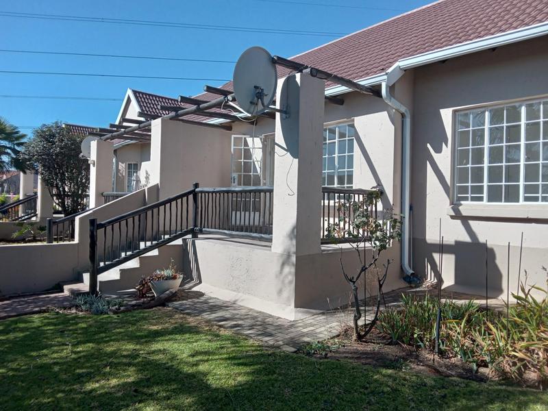 2 Bedroom Property for Sale in Eden Glen Gauteng