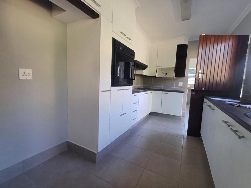 3 Bedroom Property for Sale in Roodekrans Gauteng