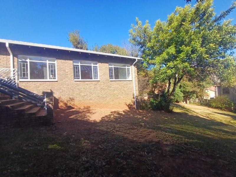 3 Bedroom Property for Sale in Roodekrans Gauteng