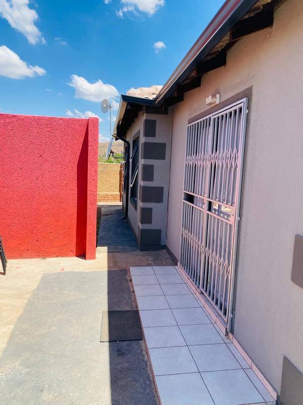 3 Bedroom Property for Sale in Kirkney Gauteng