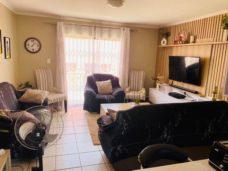 3 Bedroom Property for Sale in Kirkney Gauteng