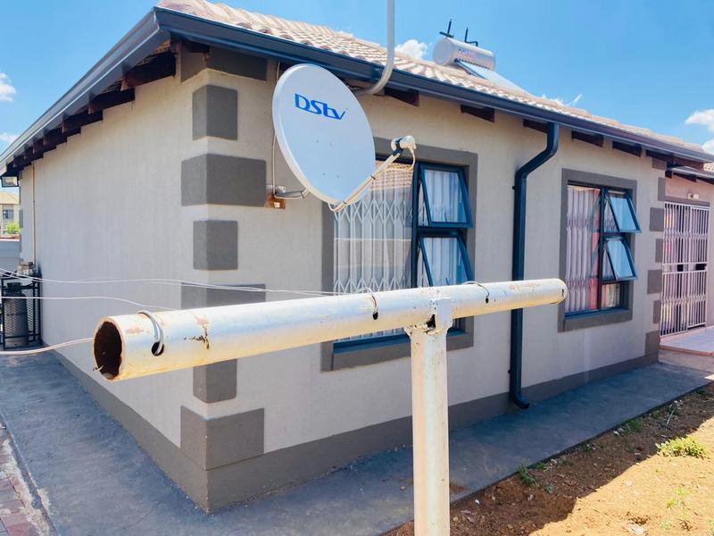 3 Bedroom Property for Sale in Kirkney Gauteng